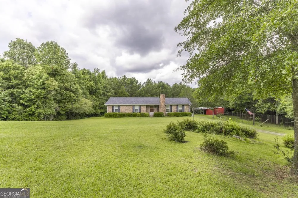 2567 Sofkee CIR Lizella, GA 31052