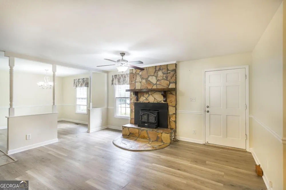 2567 Sofkee CIR Lizella, GA 31052