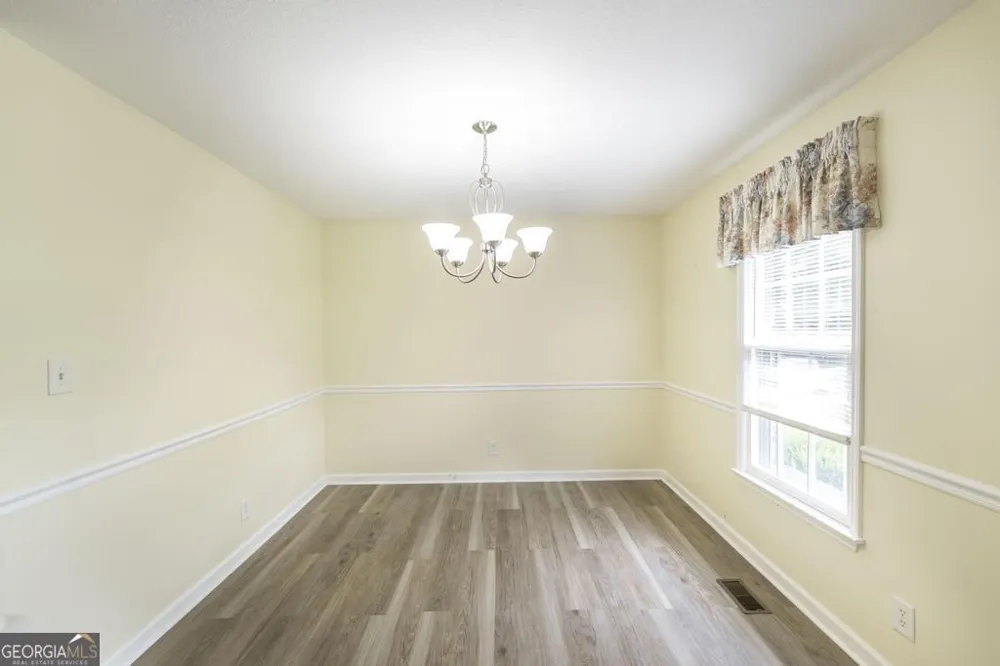 2567 Sofkee CIR Lizella, GA 31052