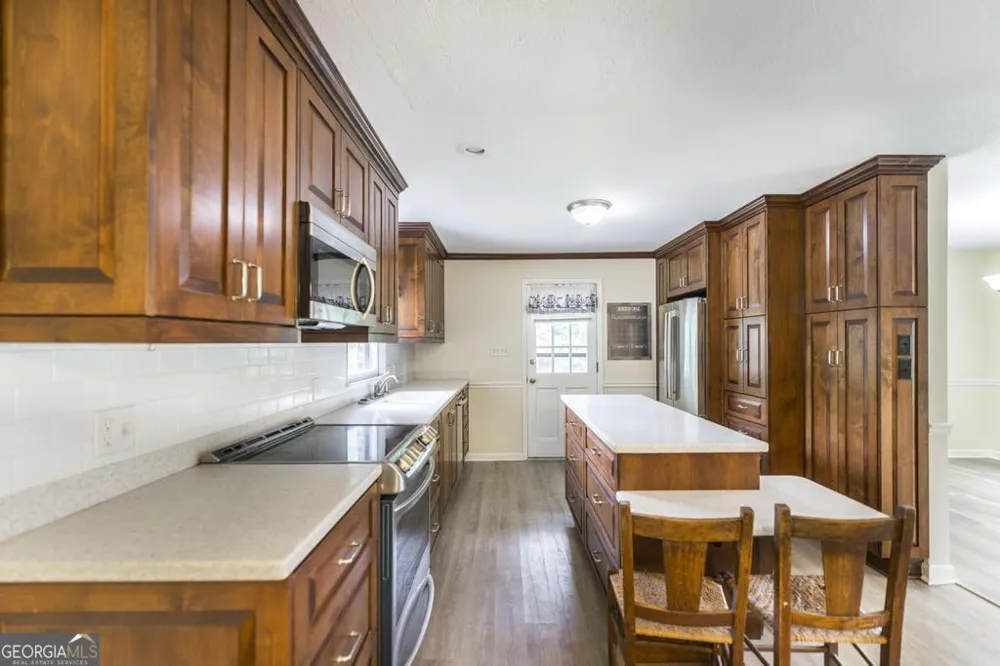 2567 Sofkee CIR Lizella, GA 31052