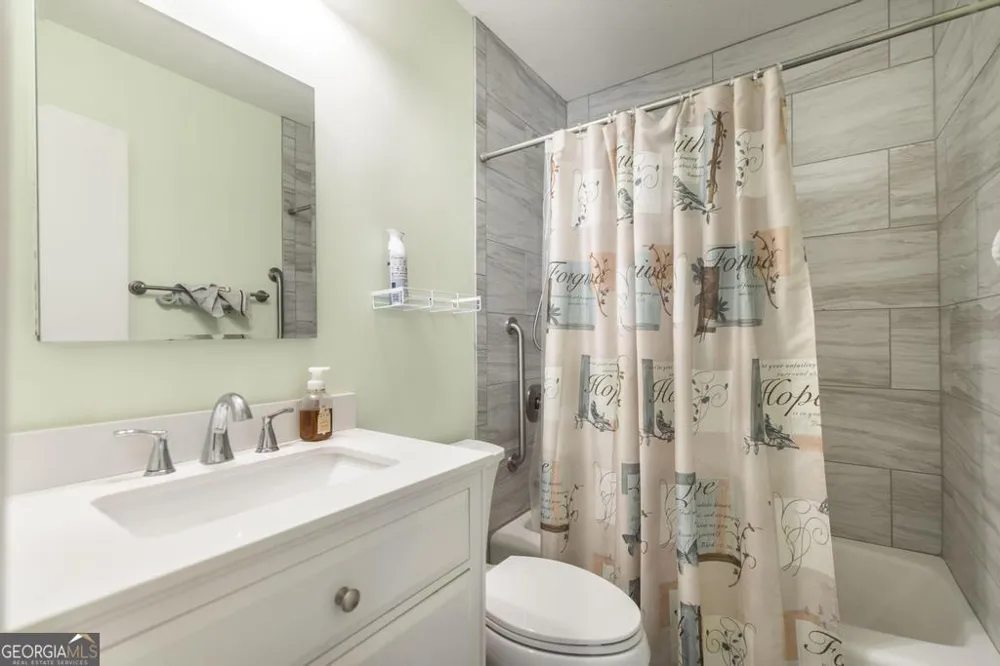 2567 Sofkee CIR Lizella, GA 31052