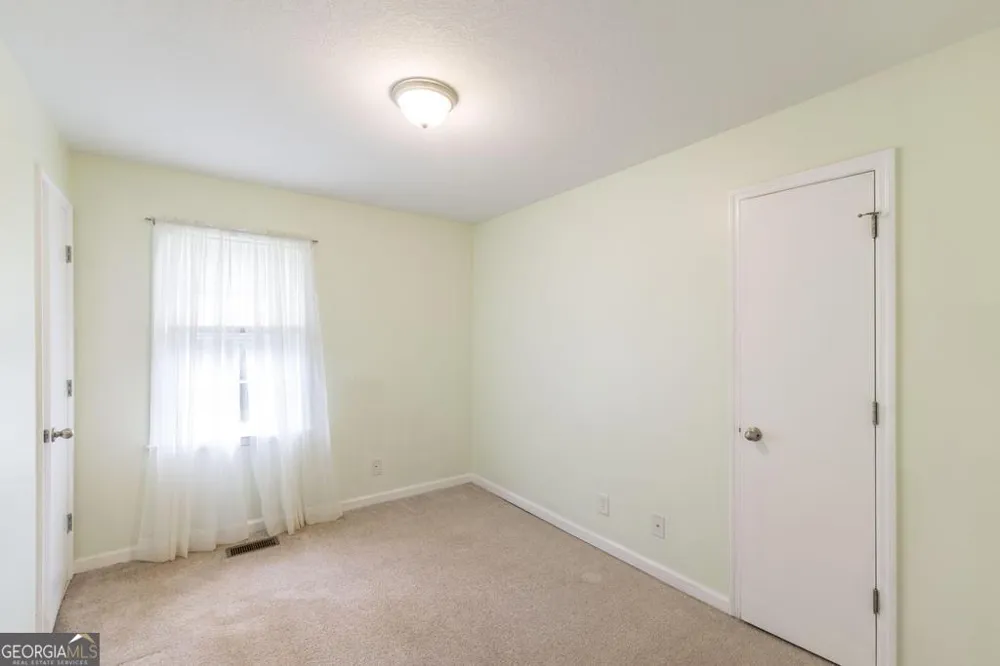 2567 Sofkee CIR Lizella, GA 31052