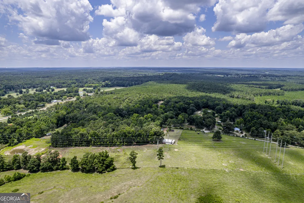 140 Bethlehem Church RD Gordon, GA 31031