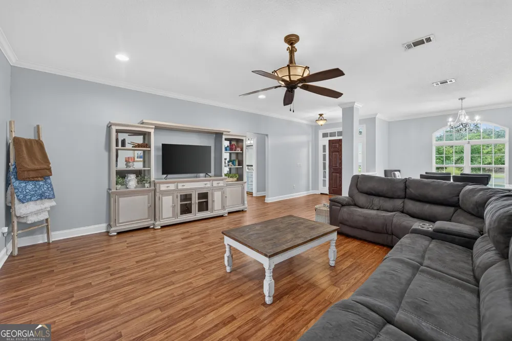 109 Plantation Pines DR Blackshear, GA 31516