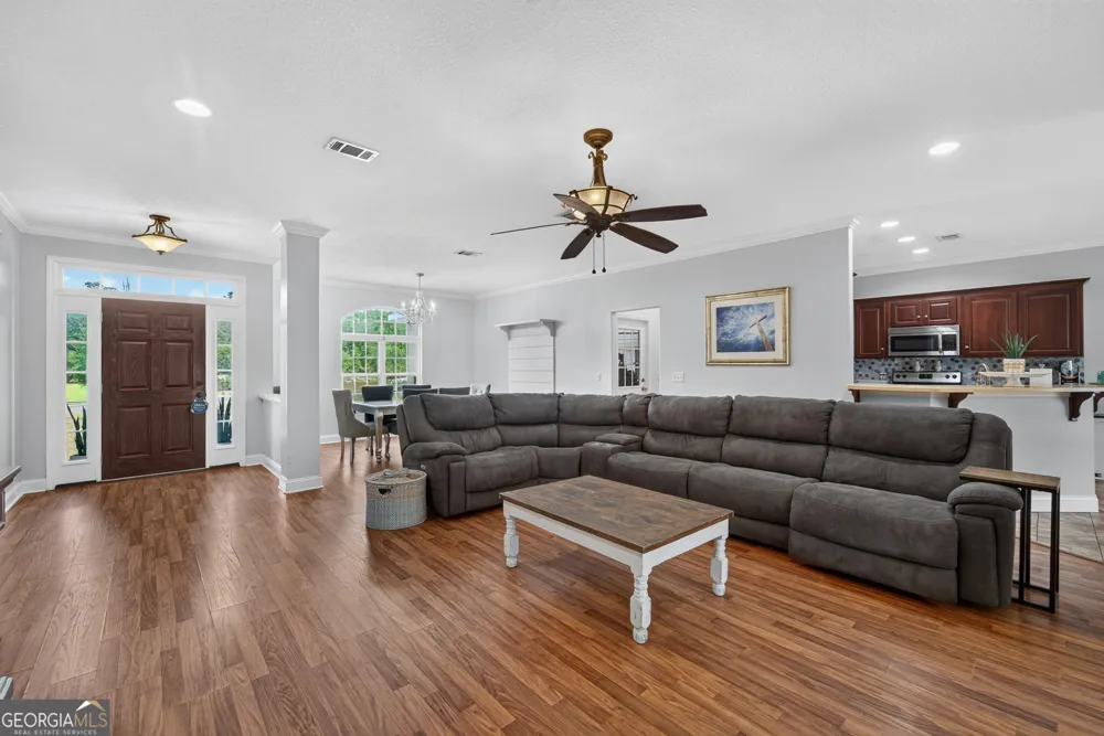 109 Plantation Pines DR Blackshear, GA 31516