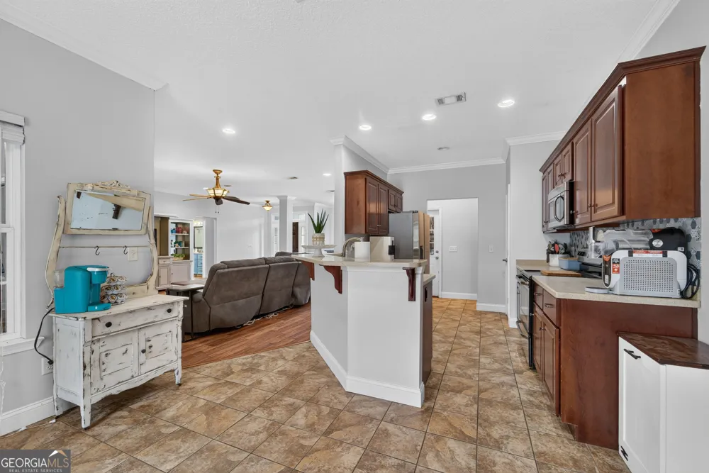109 Plantation Pines DR Blackshear, GA 31516