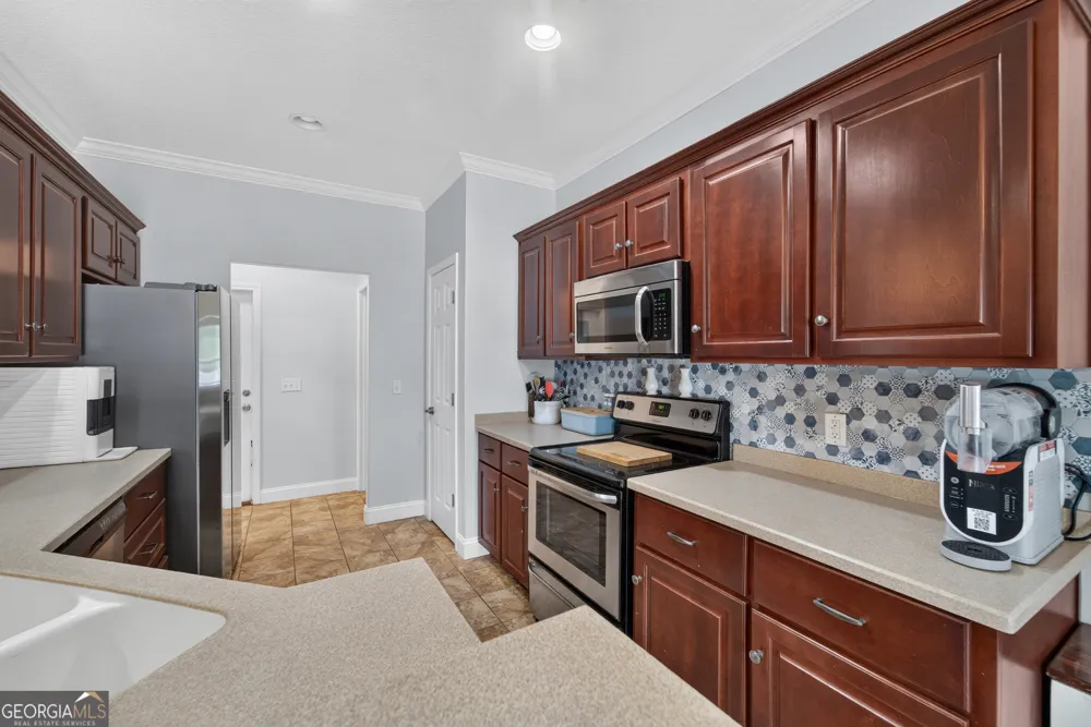 109 Plantation Pines DR Blackshear, GA 31516