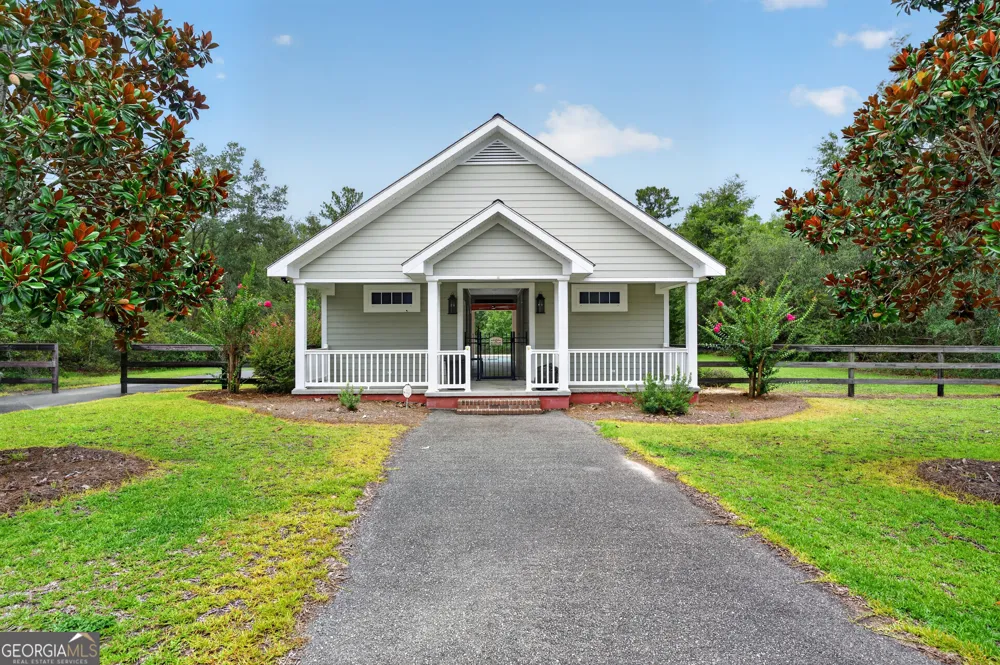 109 Plantation Pines DR Blackshear, GA 31516