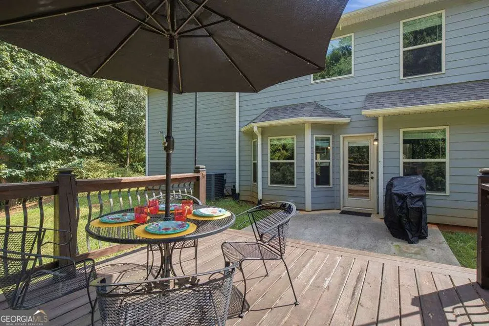 271 Oxmoor Close Winterville, GA 30683