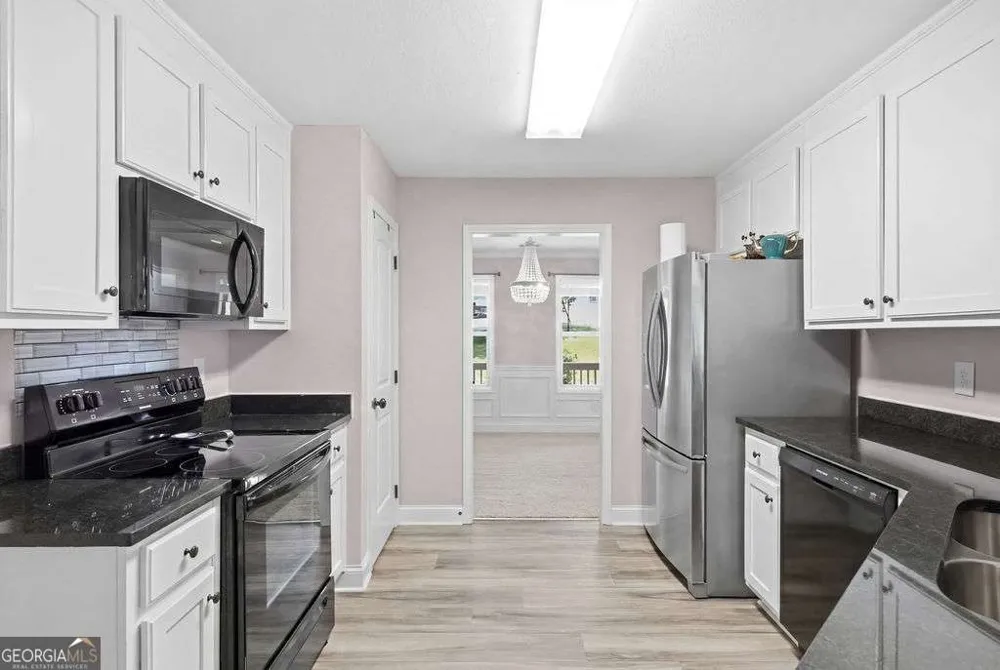 271 Oxmoor Close Winterville, GA 30683