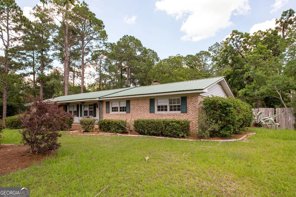 1604 Darling AVE Waycross, GA 31501