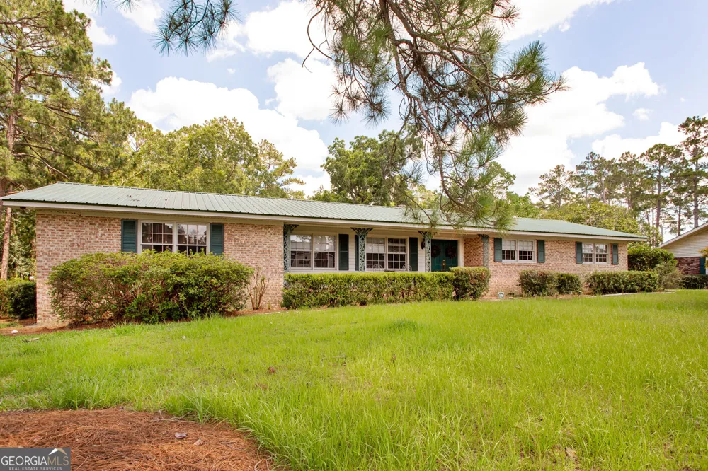 1604 Darling AVE Waycross, GA 31501