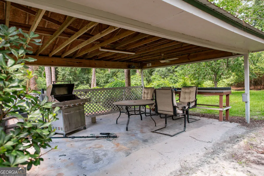 1604 Darling AVE Waycross, GA 31501