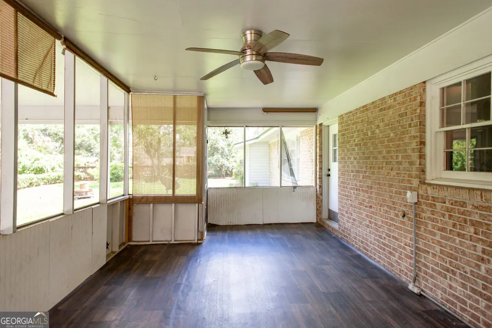 1604 Darling AVE Waycross, GA 31501
