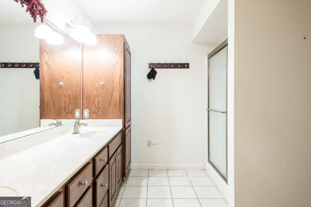 1604 Darling AVE Waycross, GA 31501