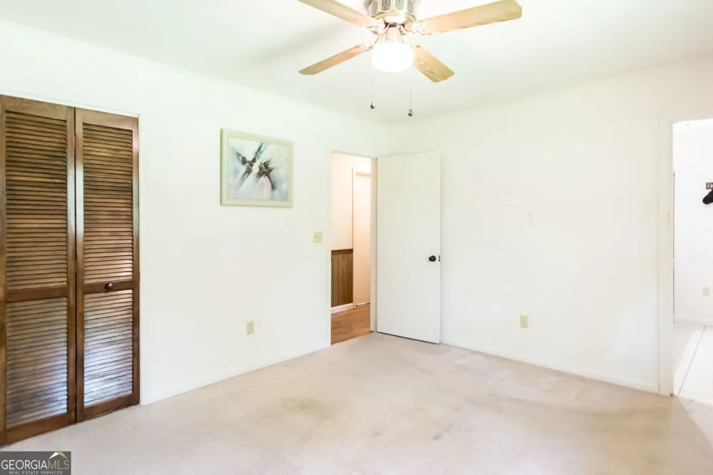 1604 Darling AVE Waycross, GA 31501