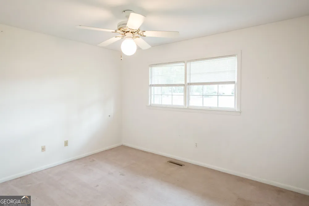 1604 Darling AVE Waycross, GA 31501