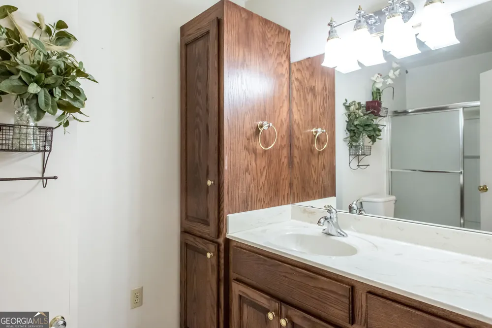 1604 Darling AVE Waycross, GA 31501