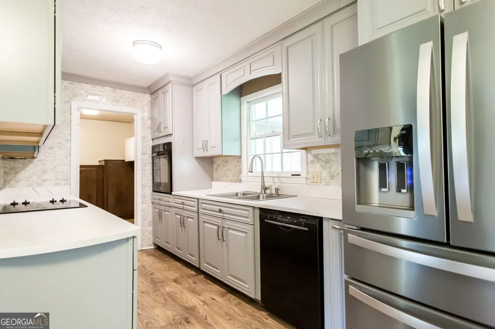 1604 Darling AVE Waycross, GA 31501