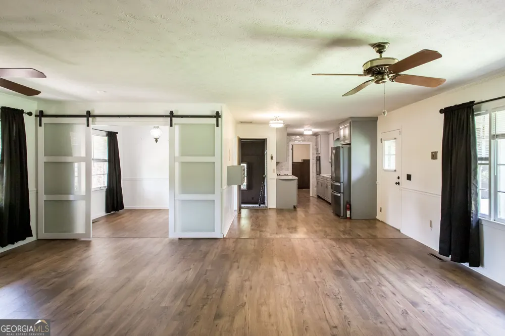 1604 Darling AVE Waycross, GA 31501