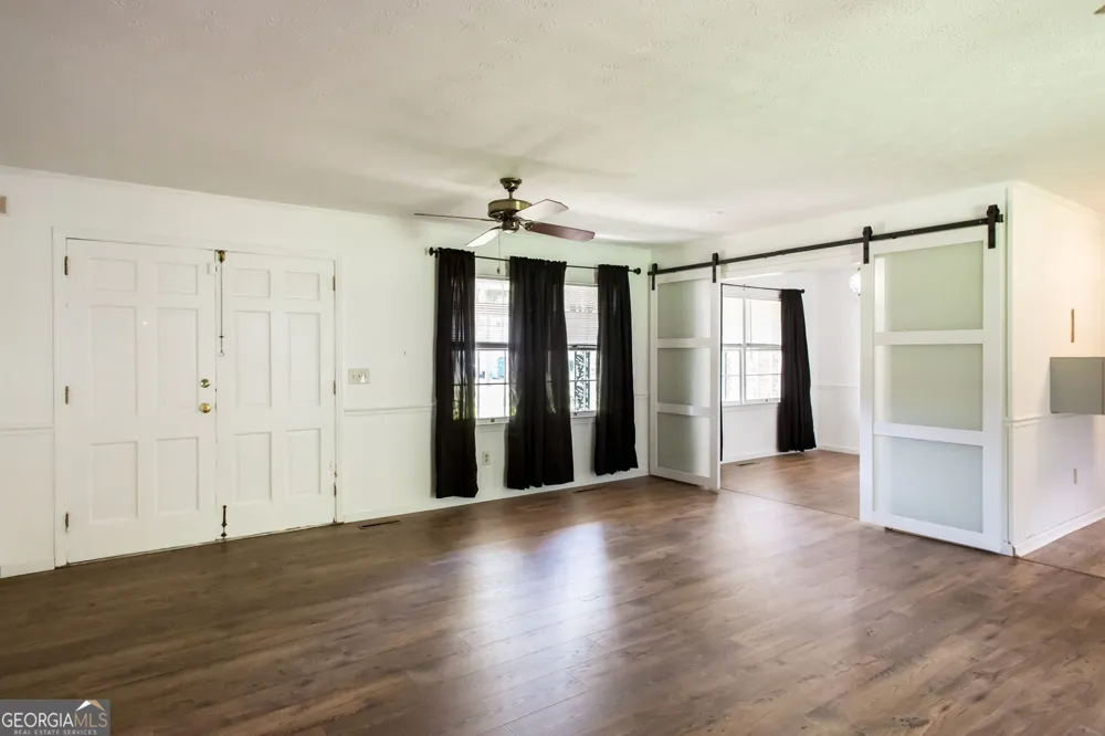 1604 Darling AVE Waycross, GA 31501