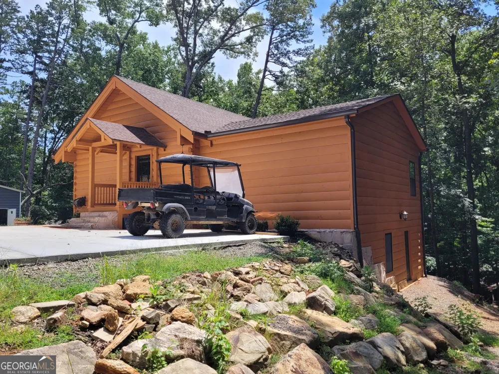 31 Cardinal RD SE White, GA 30184
