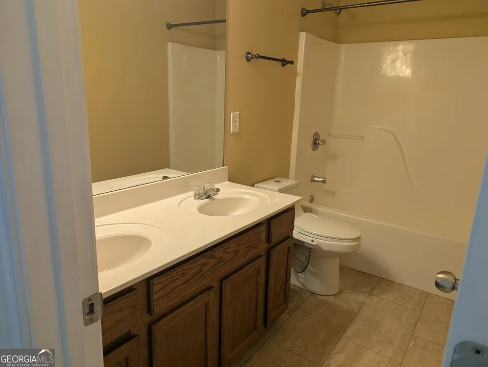 212 Autumn TRL Acworth, GA 30102