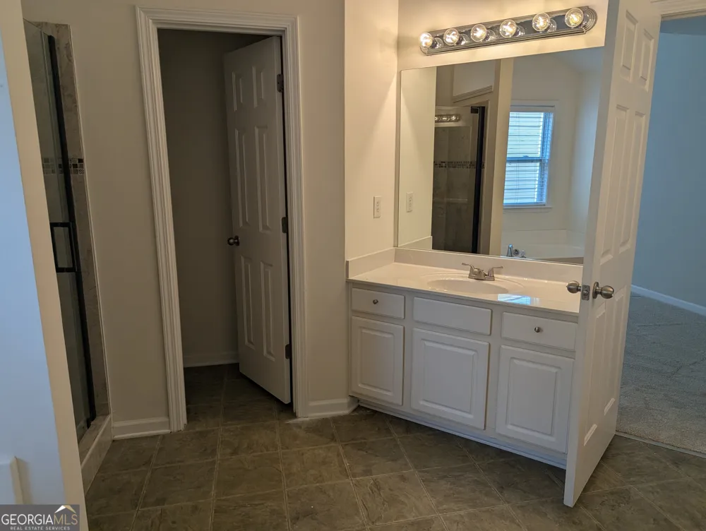212 Autumn TRL Acworth, GA 30102