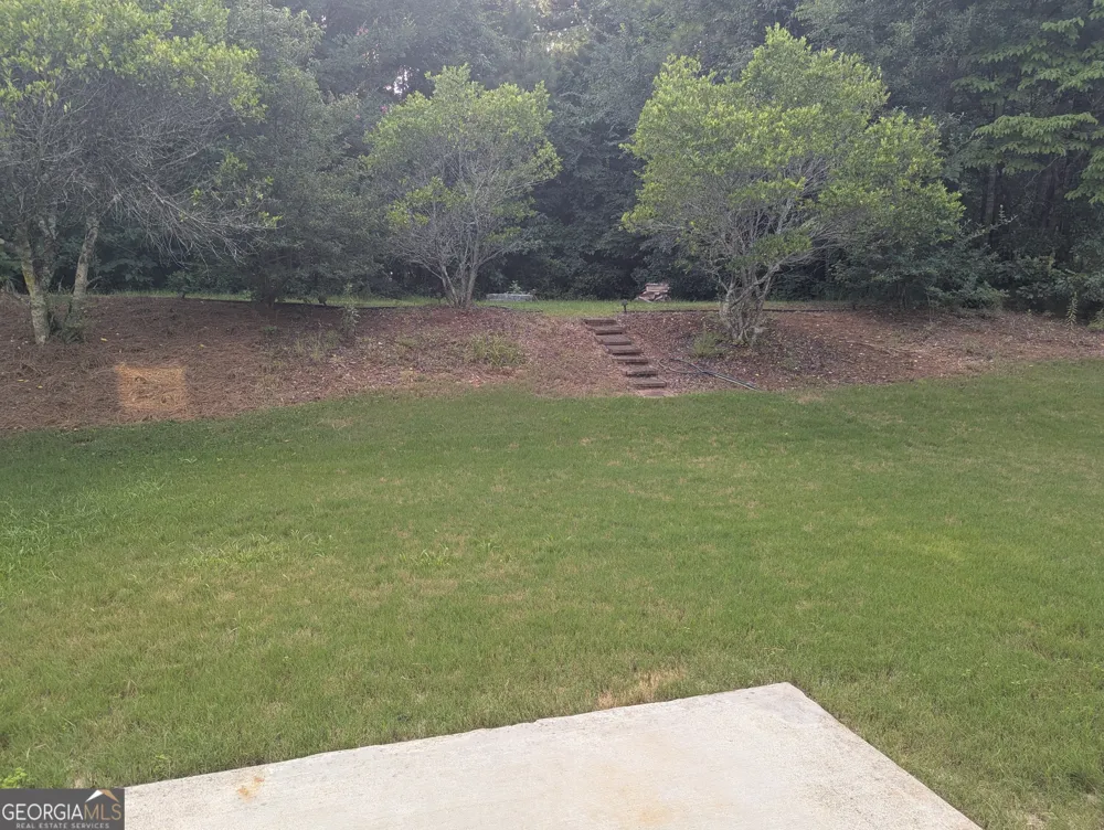 212 Autumn TRL Acworth, GA 30102