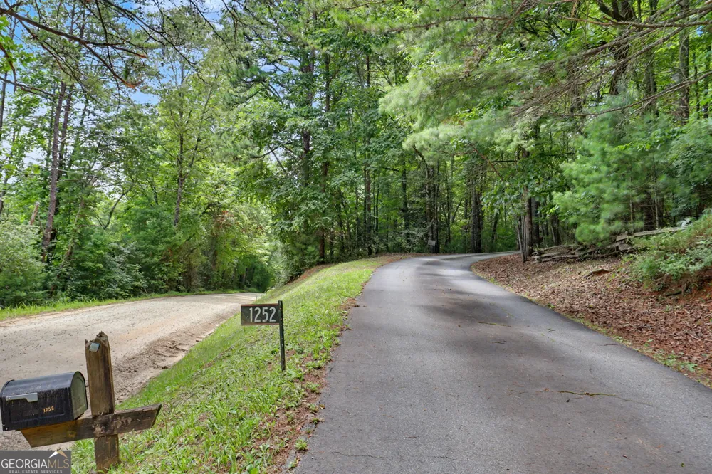 1252 Worley Creek RD Lakemont, GA 30552