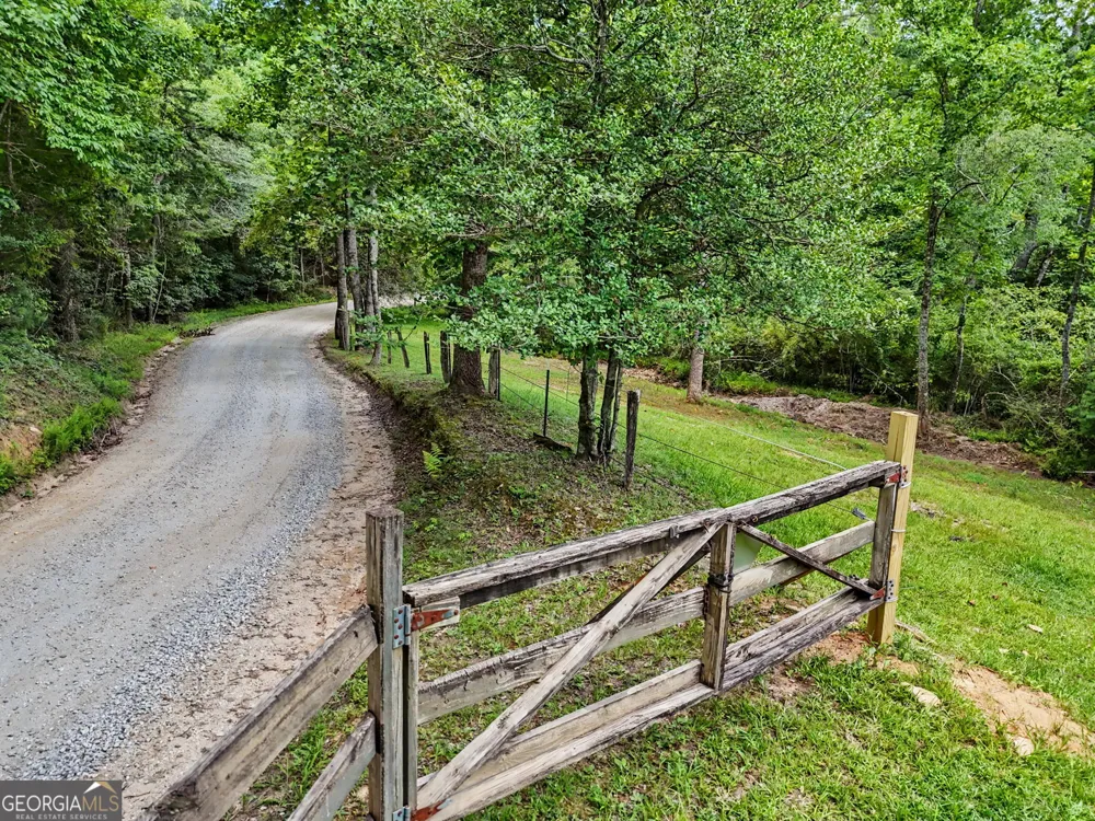 1252 Worley Creek RD Lakemont, GA 30552