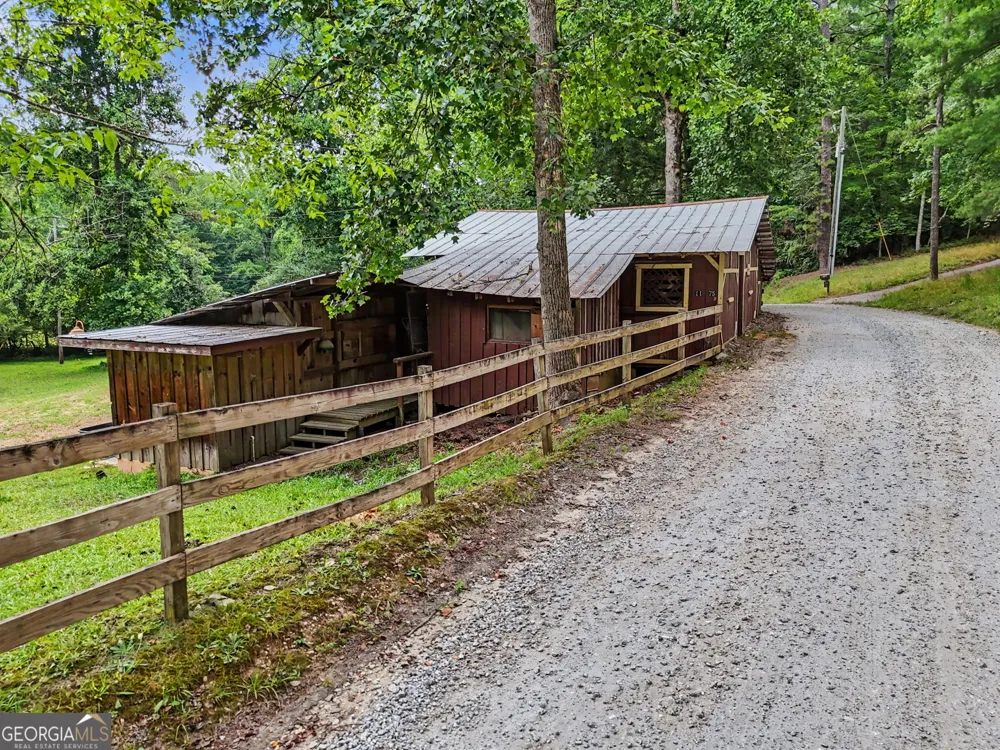 1252 Worley Creek RD Lakemont, GA 30552
