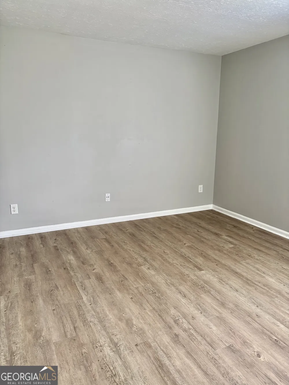 5945 Sutcliff SQ Lithonia, GA 30058