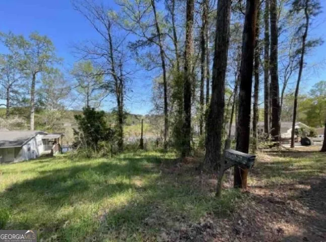 112 Flatrock RD Eatonton, GA 31024