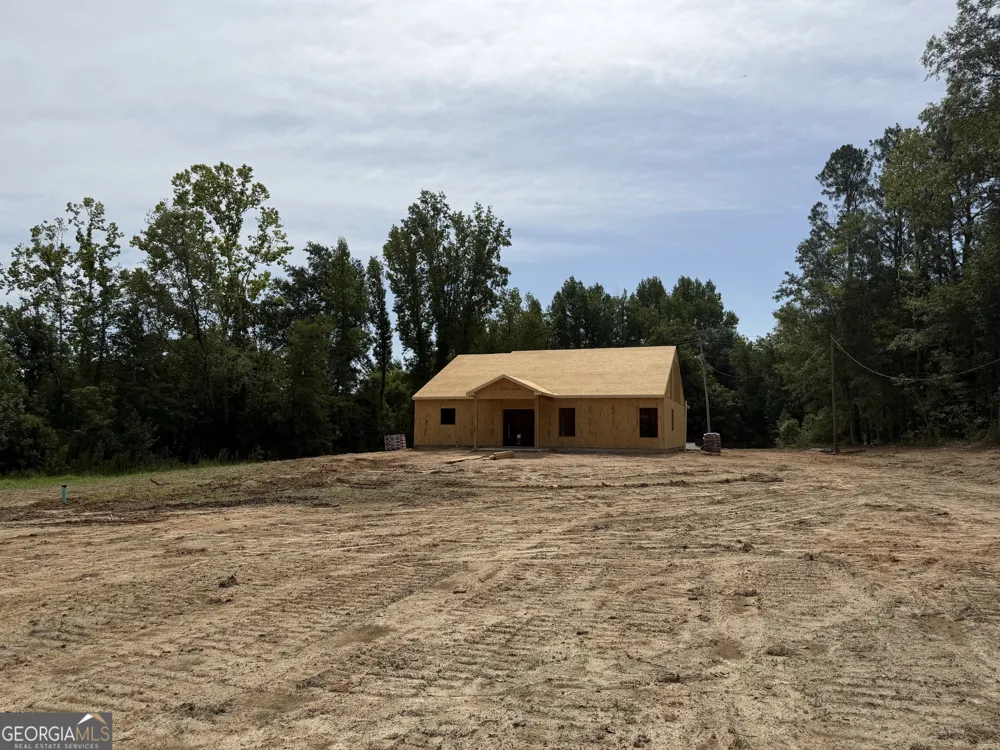 125 Friendship RD Sylvania, GA 30467