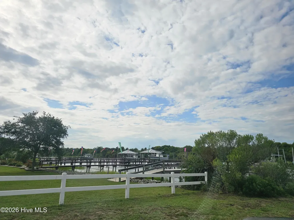 1401 E Yacht Drive Oak Island, NC 28465