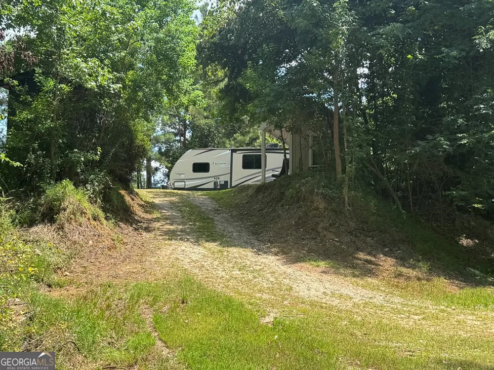 370B Log Cabin RD NE Milledgeville, GA 31061