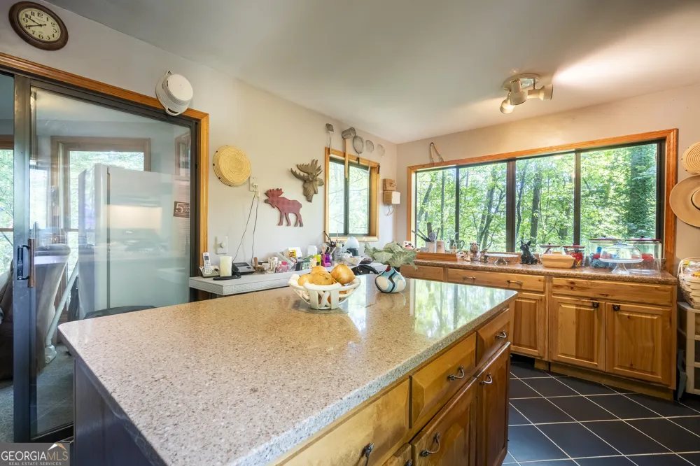7869 Highway 75 Alt Helen, GA 30545