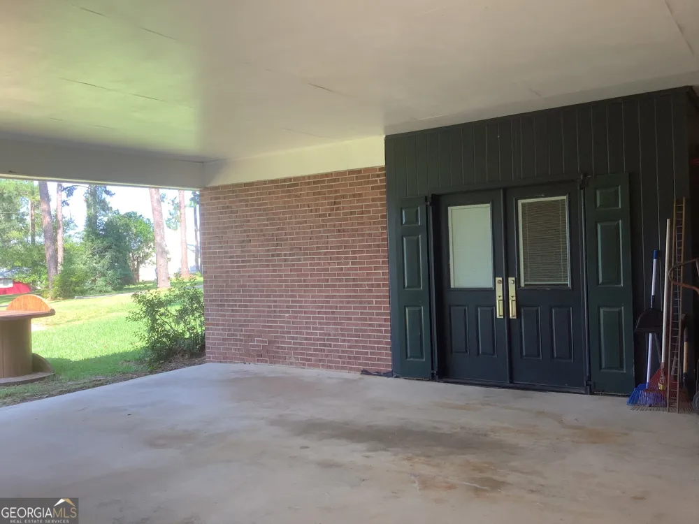 354 Smoak Bridge Cir Warwick, GA 31796