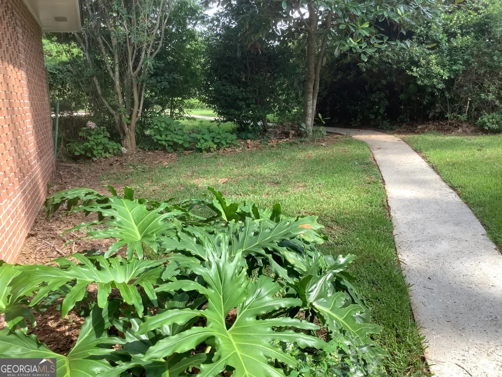 354 Smoak Bridge Cir Warwick, GA 31796
