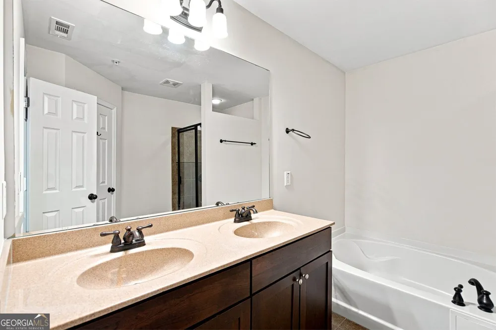 6153 Indian Wood CIR SE Mableton, GA 30126