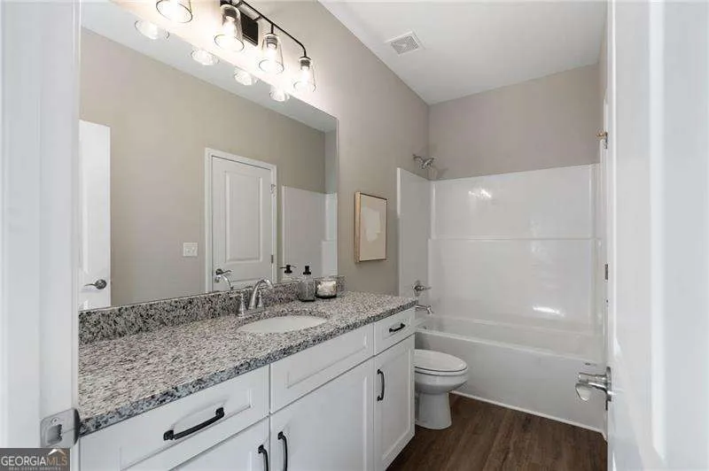 138 Lakewood DR Waleska, GA 30183