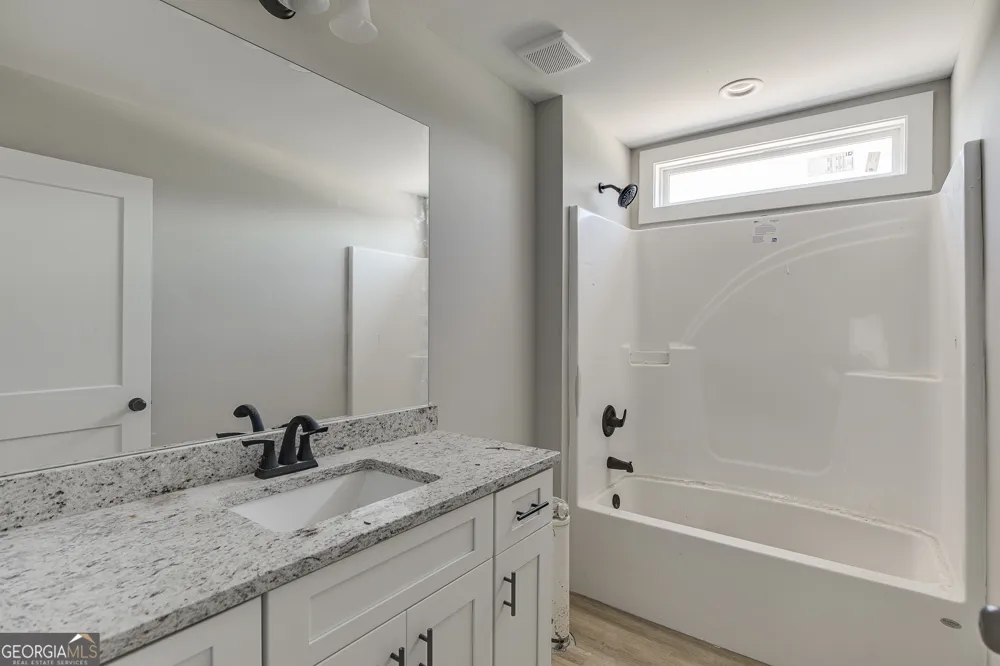 102 Creek Stone DR Hartwell, GA 30643