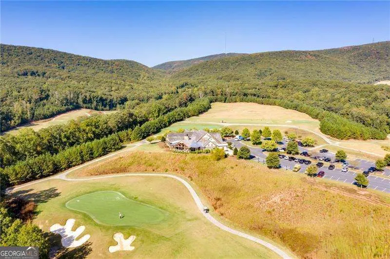 129 Mores Elm LOOP Waleska, GA 30183