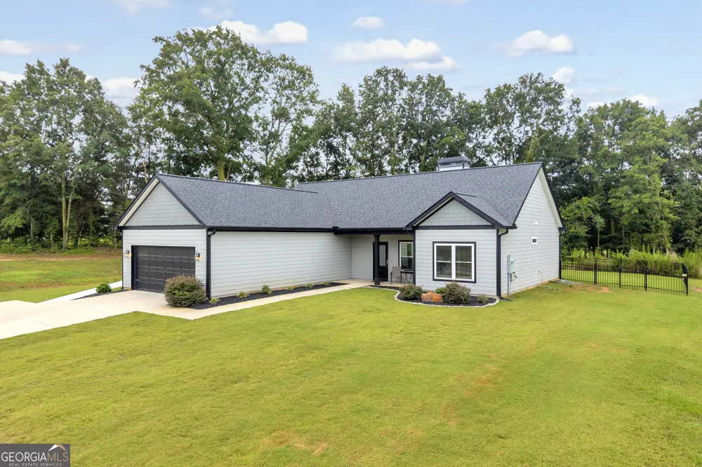 858 Scott Mill RD Hartwell, GA 30643