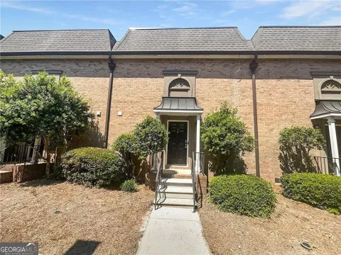 6980 Roswell RD