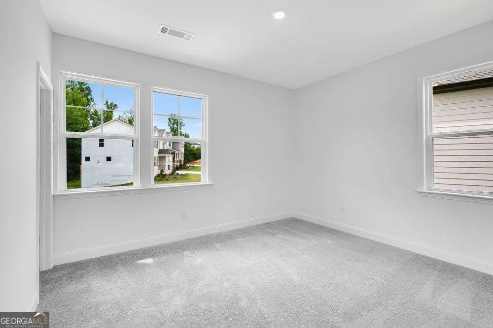 8845 Chesford GRV Ball Ground, GA 30107