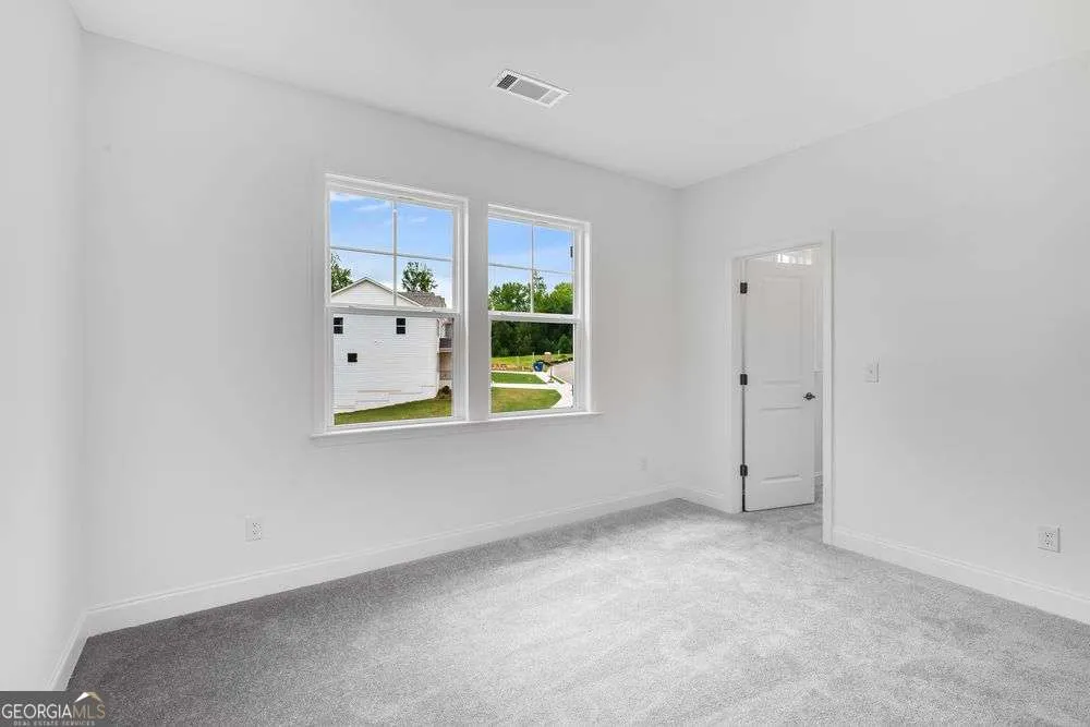 8845 Chesford GRV Ball Ground, GA 30107