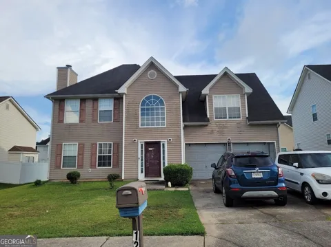 1236 Labrador LN