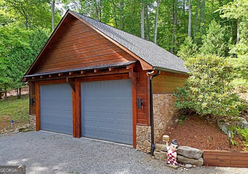71 High Country LN Morganton, GA 30560